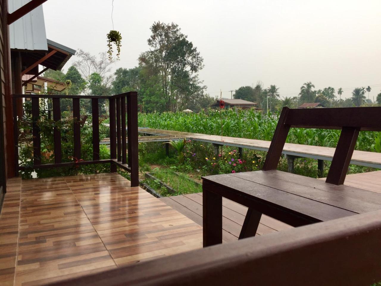 Baan Thung Home Stay Prasat Luaran gambar