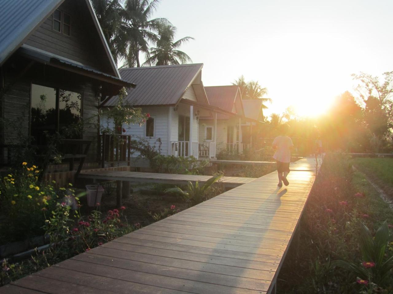 Baan Thung Home Stay Prasat Luaran gambar