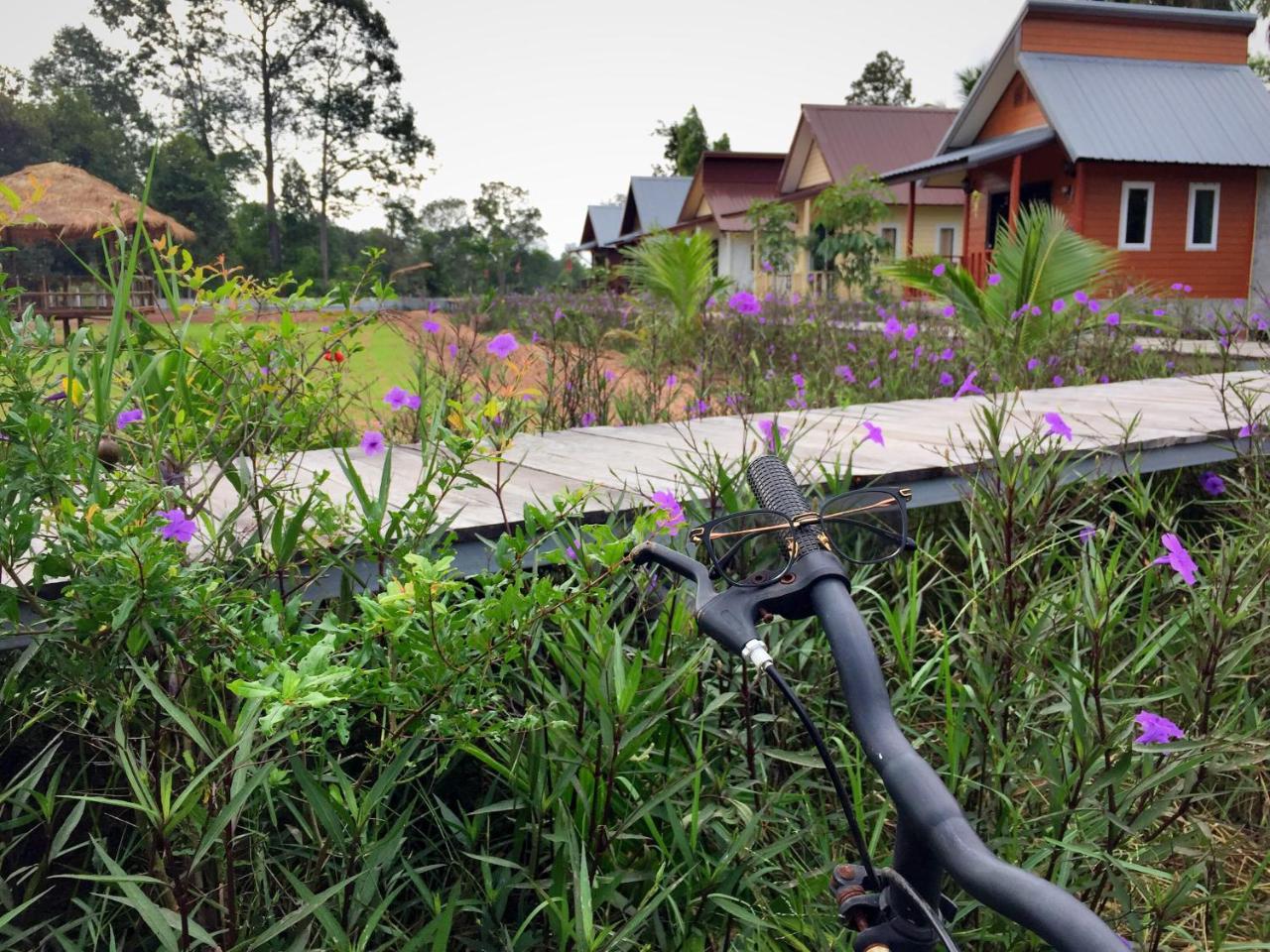 Baan Thung Home Stay Prasat Luaran gambar