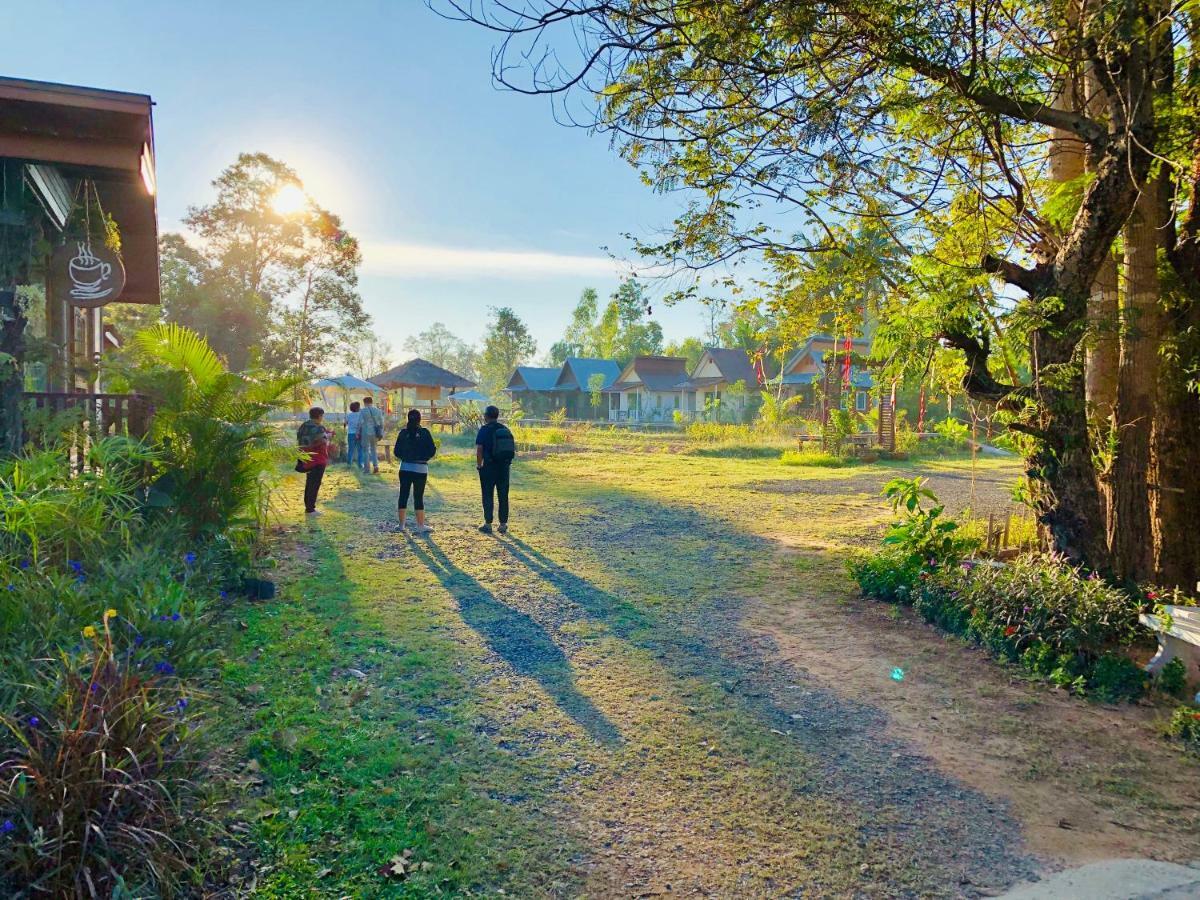 Baan Thung Home Stay Prasat Luaran gambar