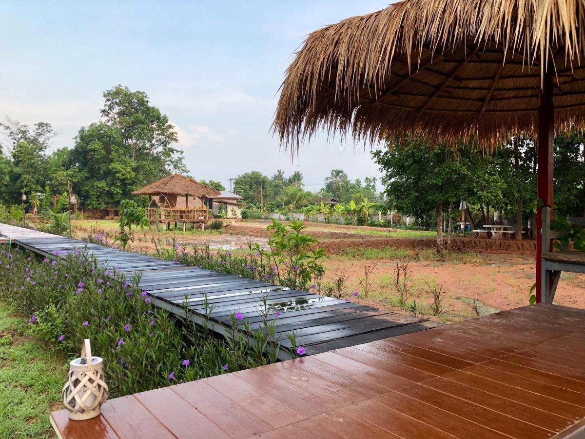 Baan Thung Home Stay Prasat Luaran gambar