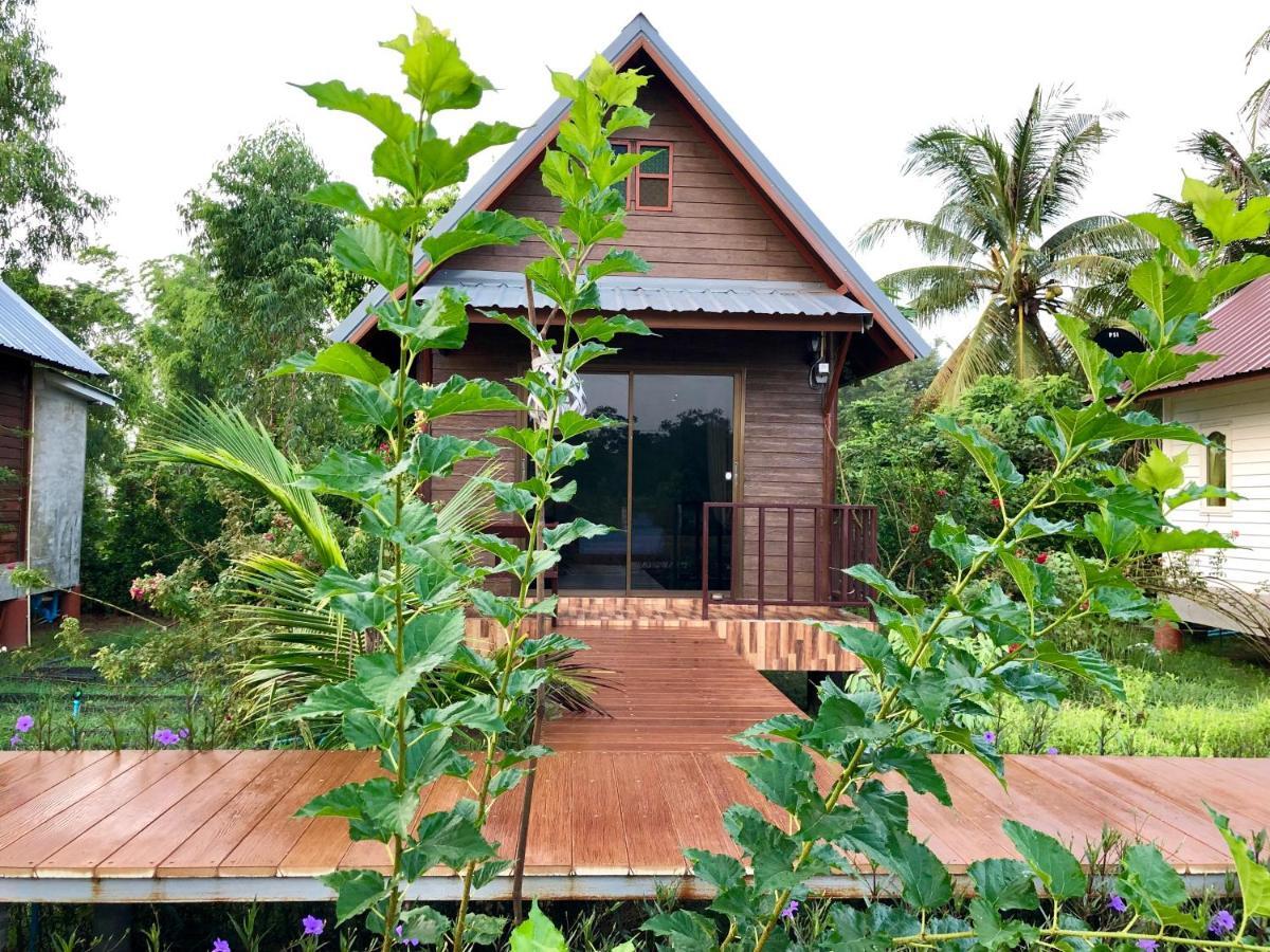 Baan Thung Home Stay Prasat Luaran gambar